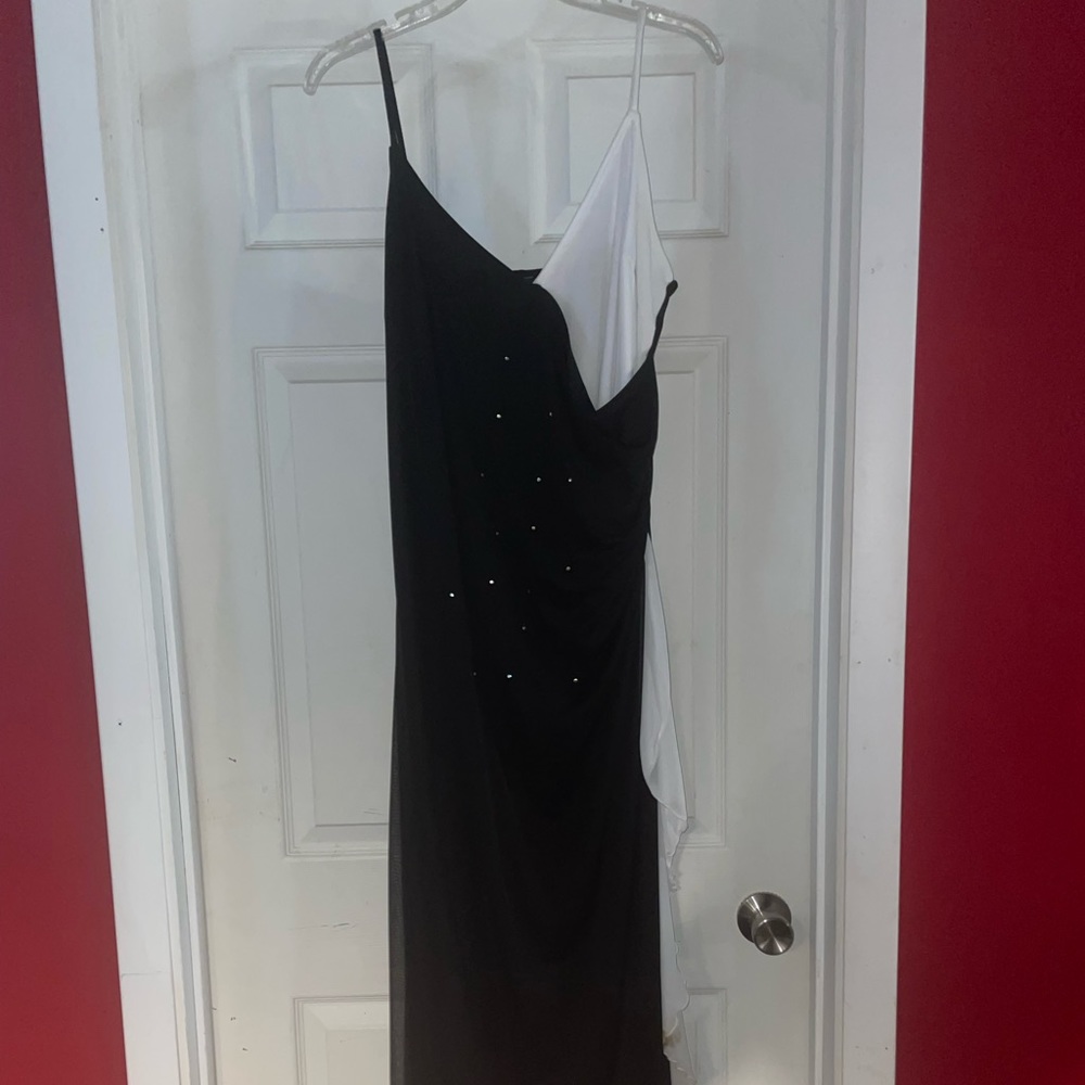 Taboo size 16 dress.